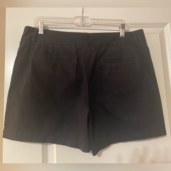 Loft Black Twill Shorts - Picture 3 of 3